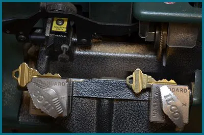 Father Son Locksmith Shop Dallas, TX 972-908-5974 - 65-14